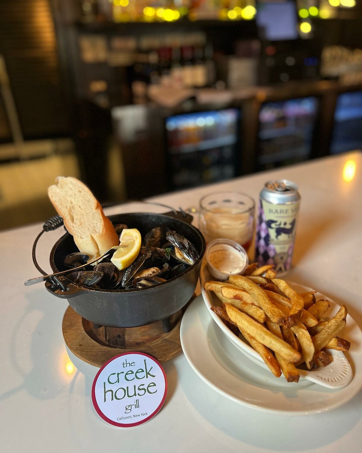 Mussels and fries.